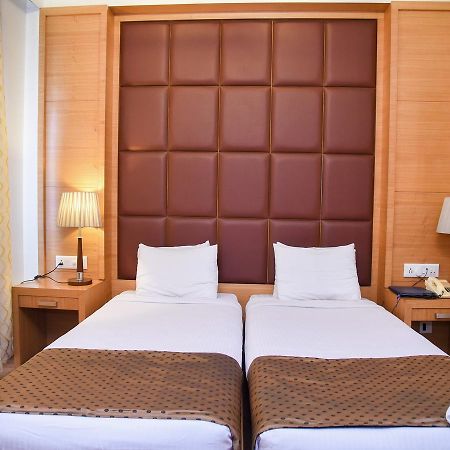 Hotel Windsor Patna  Ngoại thất bức ảnh