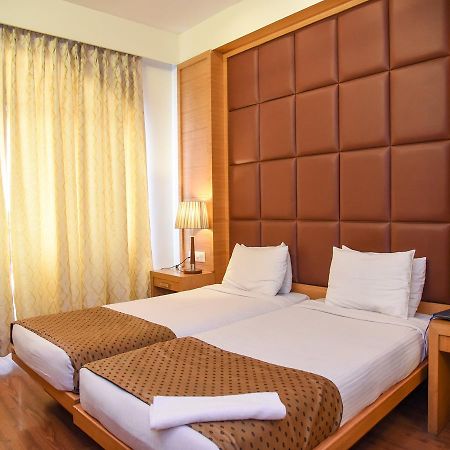 Hotel Windsor Patna  Ngoại thất bức ảnh