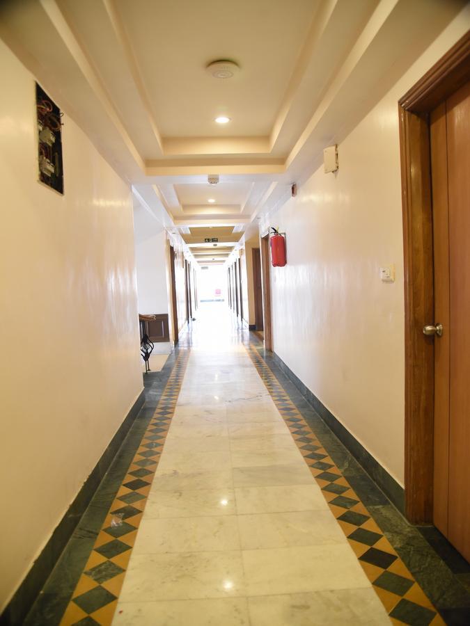 Hotel Windsor Patna  Ngoại thất bức ảnh